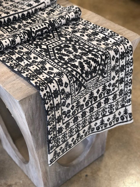 Black & Ivory Table Runner