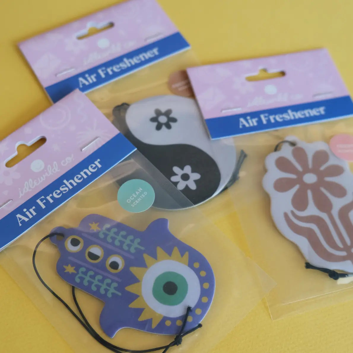 Car Air Freshener | Retro Daisy