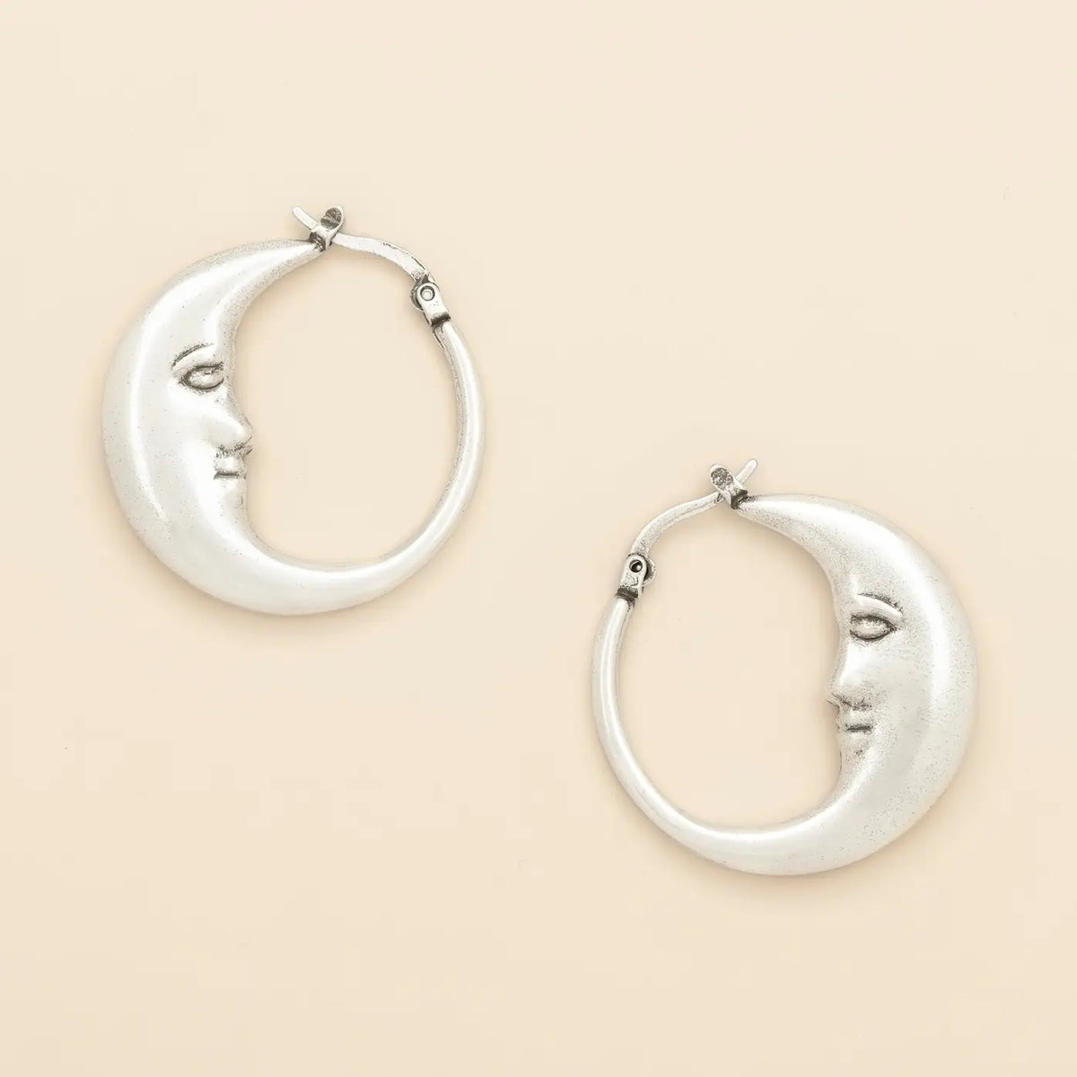 Refined Icon Earring - Moon Hoop/Silver