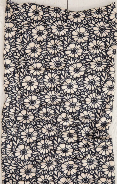 Full Boho Bandeau Headband - Black White Daisies