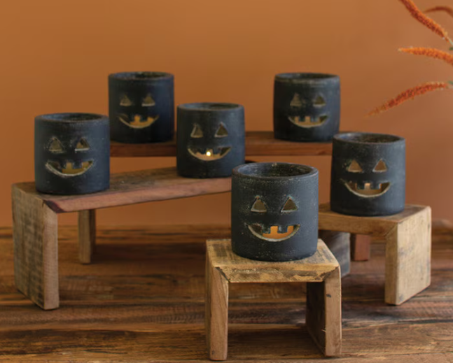 Short Black Clay Jack-O-Lantern