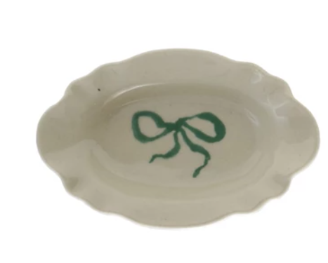 Stoneware Scalloped Dish with Bow