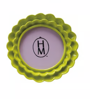 Round Resin Ruffled Frame