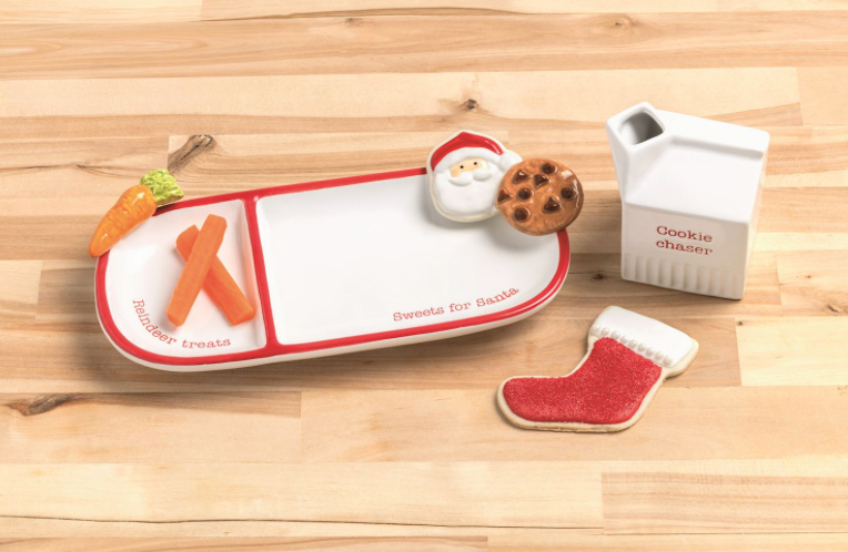 Santa Sweets & Reindeer Treats Plate Set