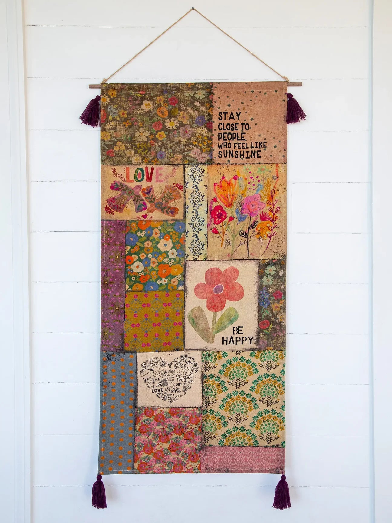 Tassel Wall Tapestry - Be Happy