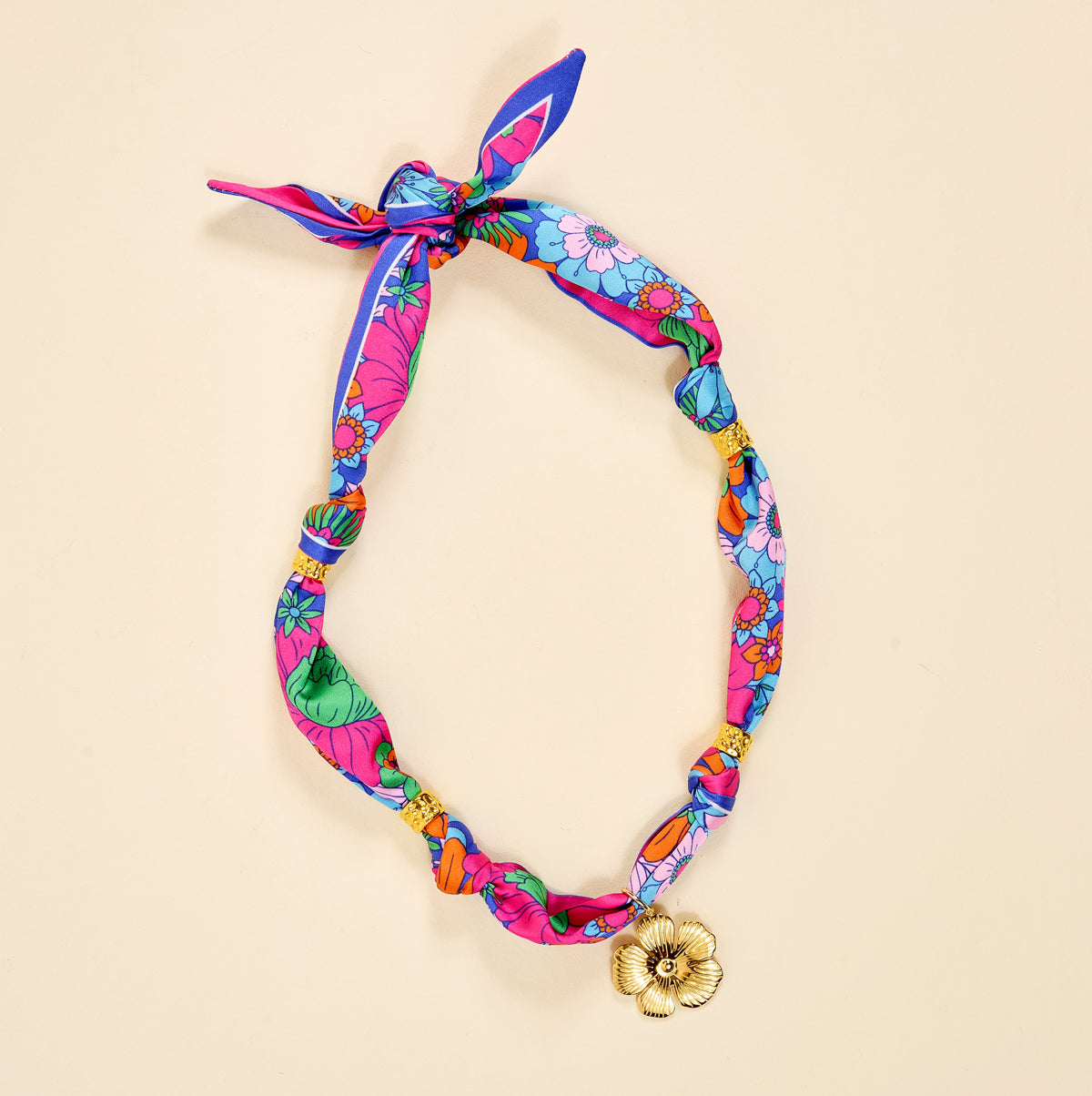Make a Statement Scarf Necklace - Flower Power