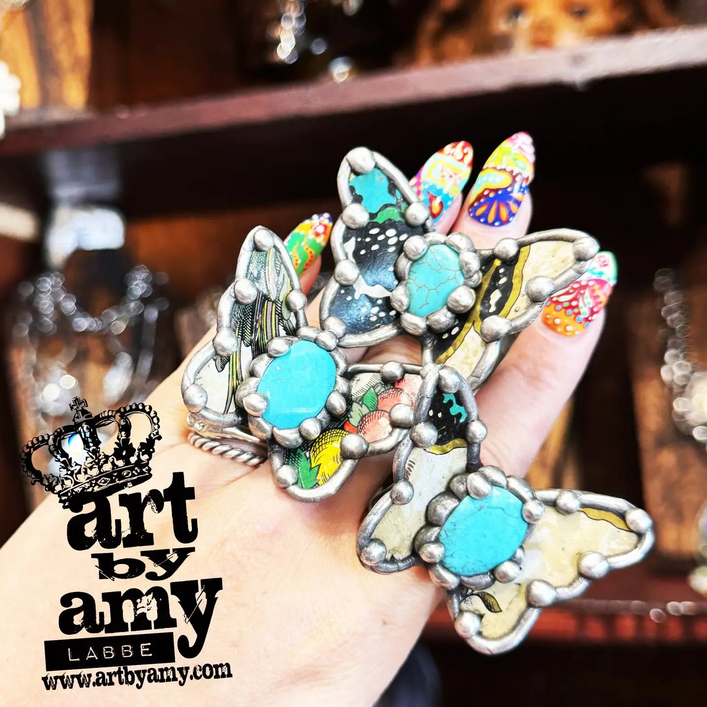 Butterflying Ring