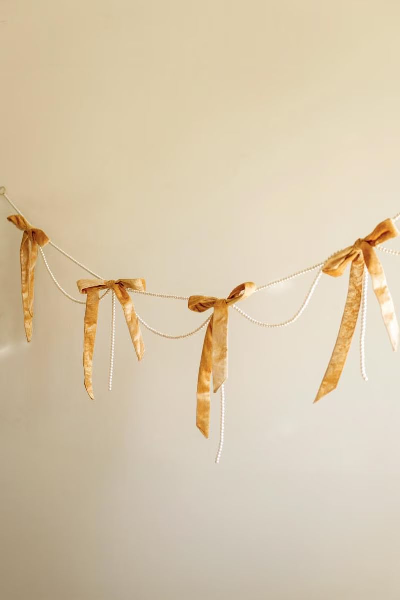 Gold Velvet Bow Garland with Faux Pearl Swag — image 2