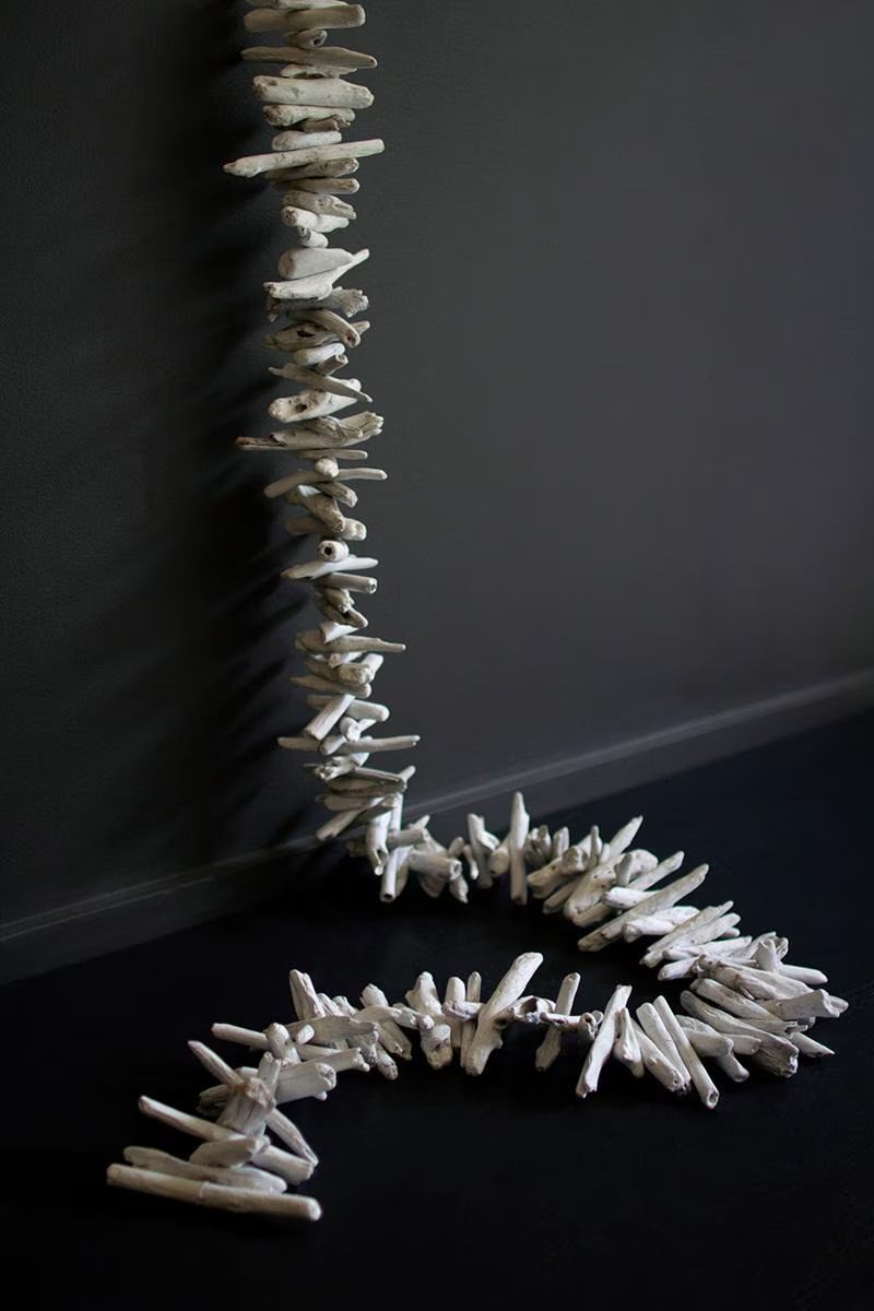 Whitewash Driftwood Garland — image 2