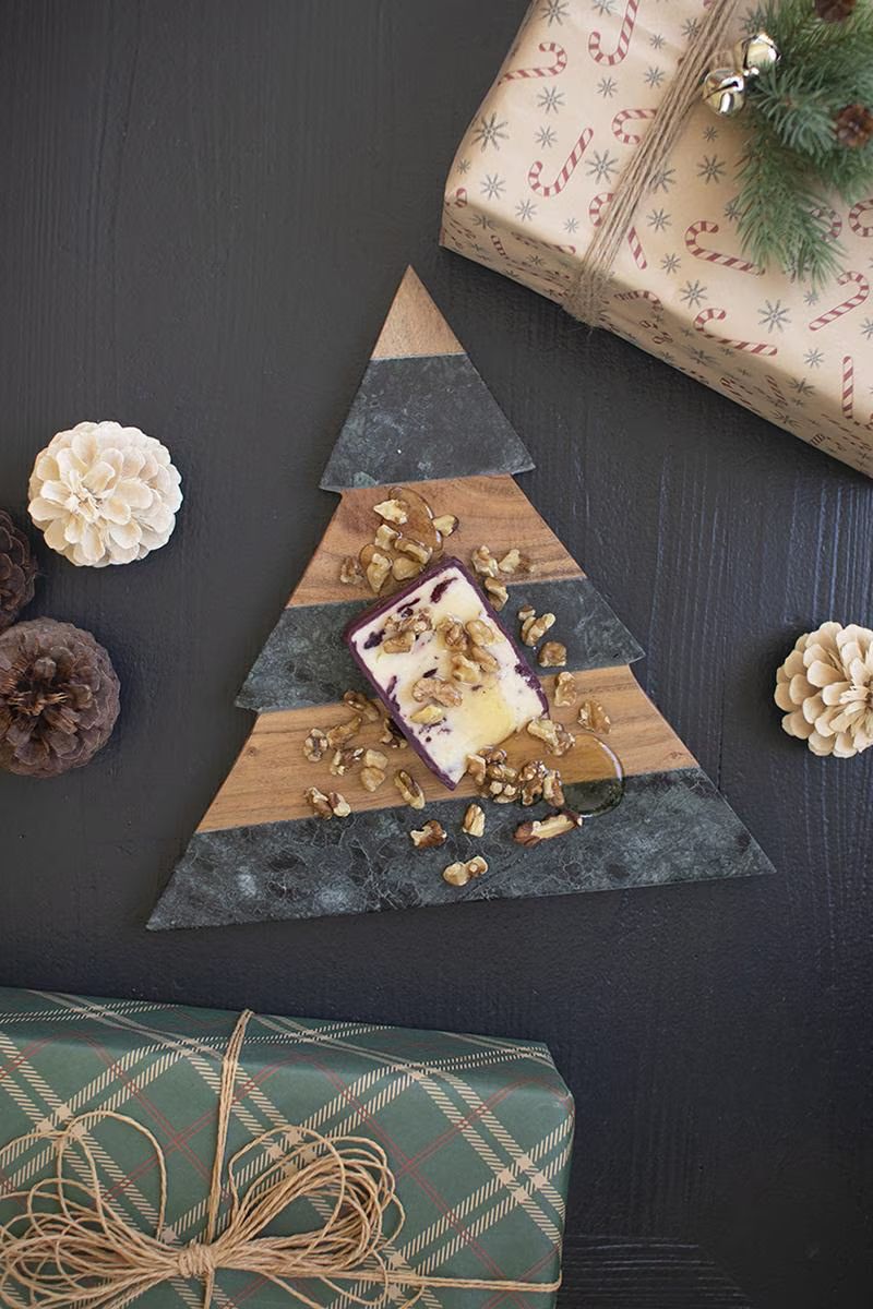 Green Marble and Acacia Wood Christmas Tree Cutting Board — image 2