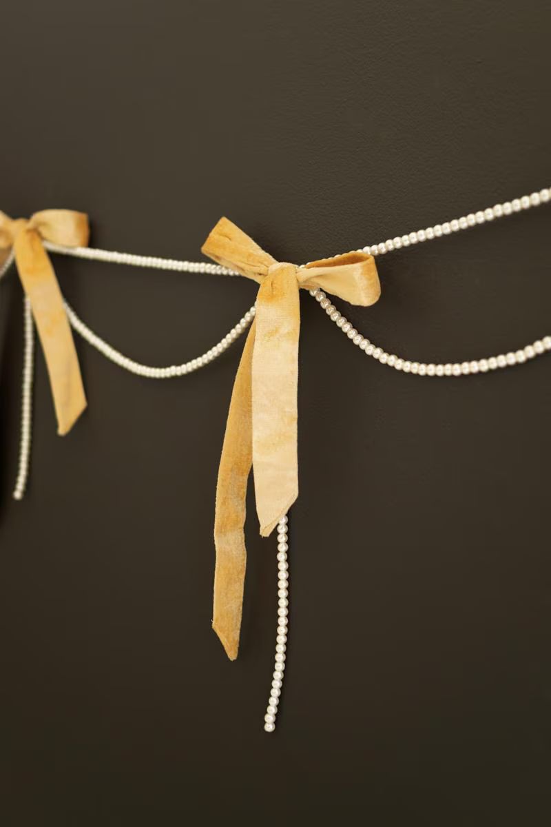 Gold Velvet Bow Garland with Faux Pearl Swag — image 3
