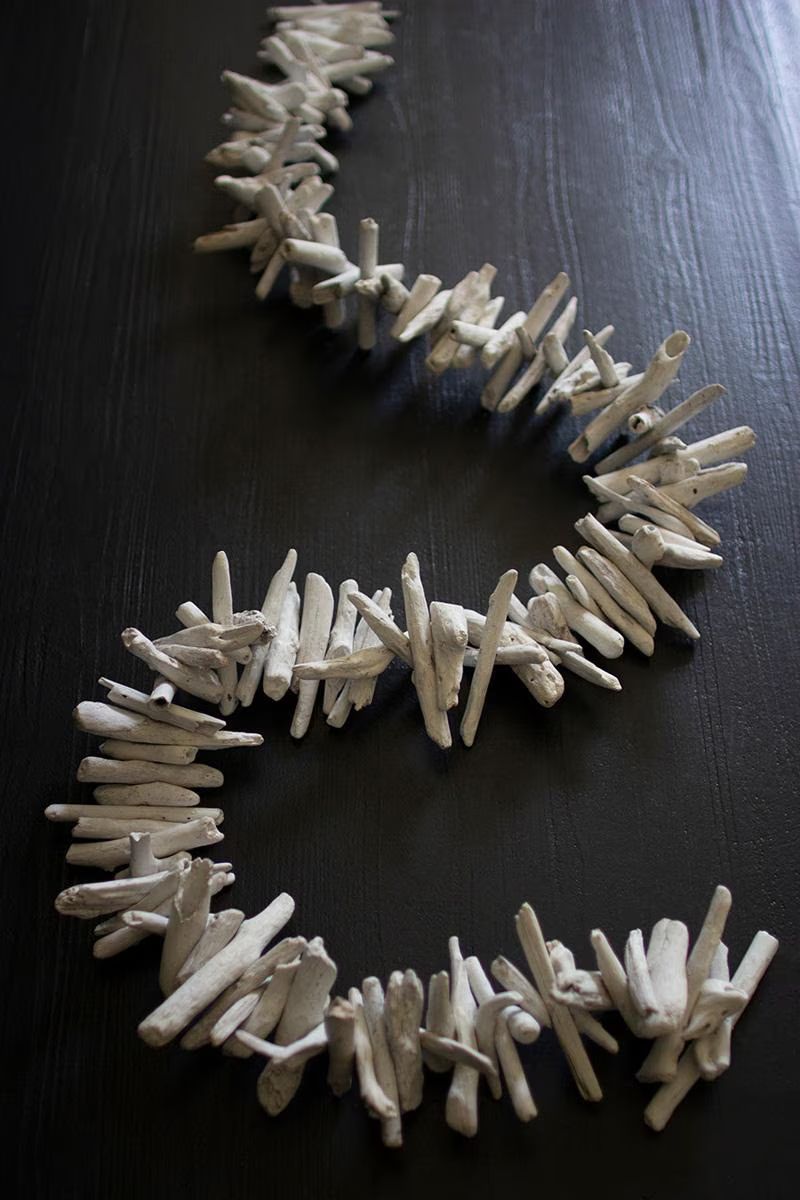 Whitewash Driftwood Garland — image 3