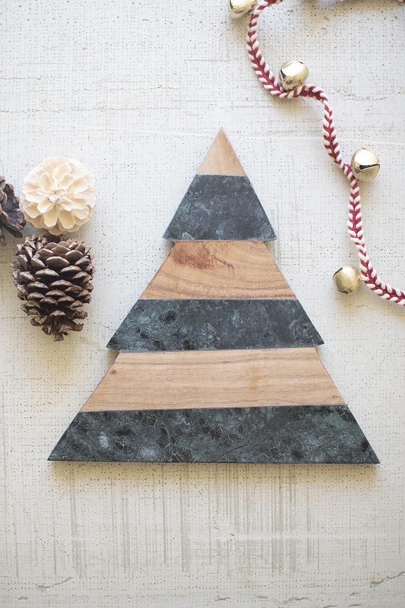 Green Marble and Acacia Wood Christmas Tree Cutting Board — image 3