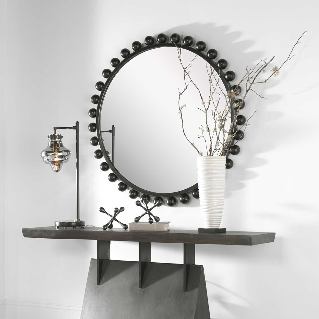 The Cyra Round Mirror, Black