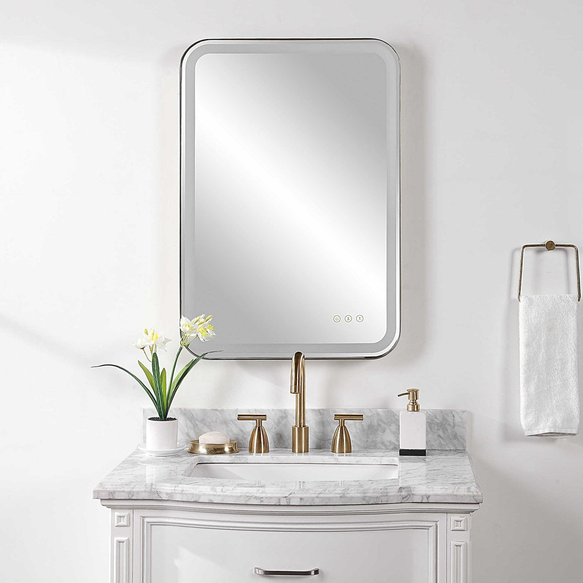Crofton Lighted Vanity Mirror, Black
