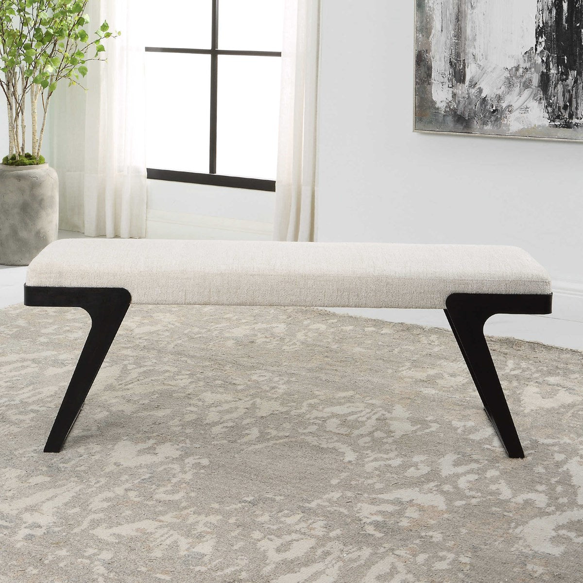 Hover Bench