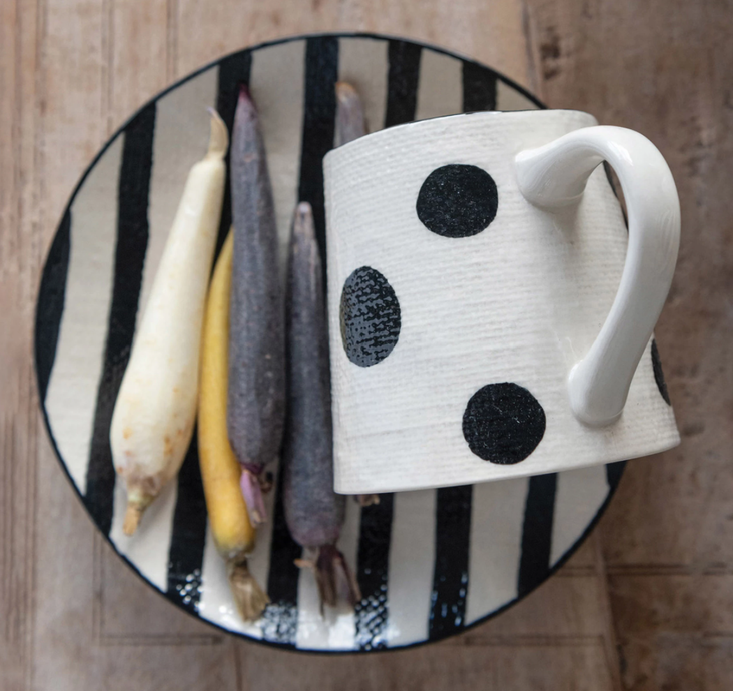 Hand-Painted Stoneware Mugs with Linen Texture