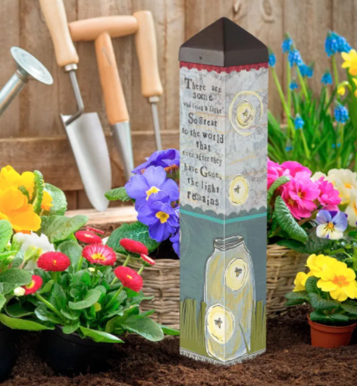 The Light Remains 20" Art Pole