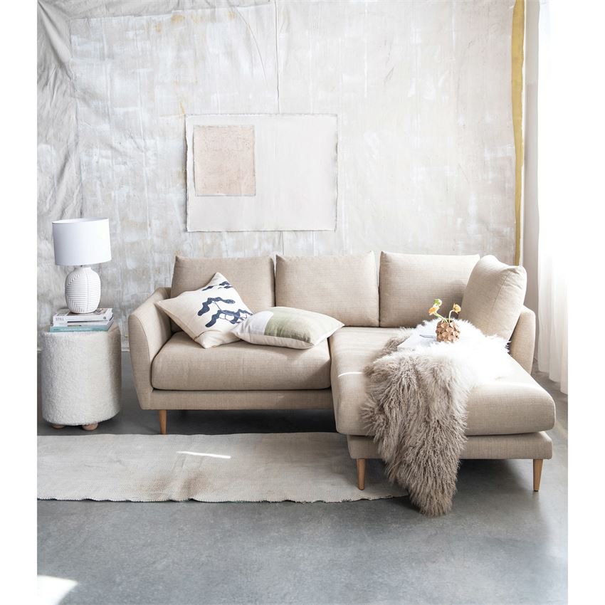 Sherpa Pouf with Feet