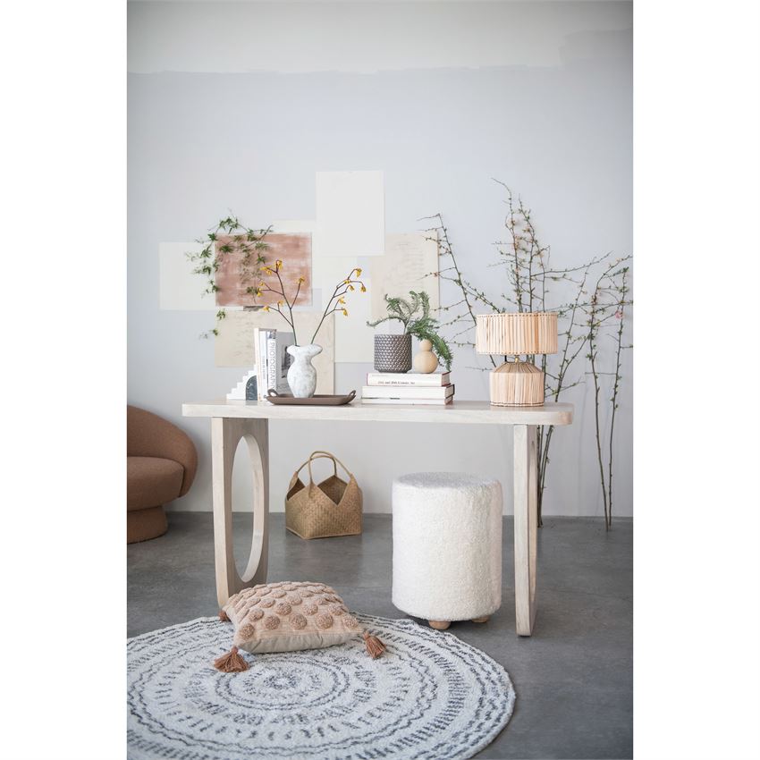 Sherpa Pouf with Feet