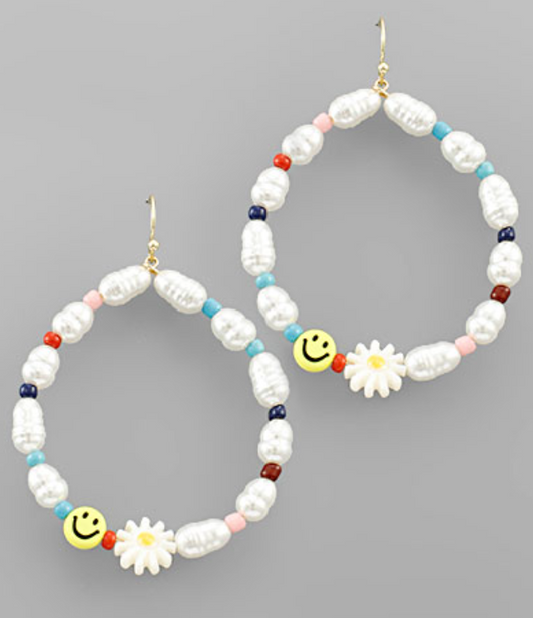 Smile Flower Pearl Earrings